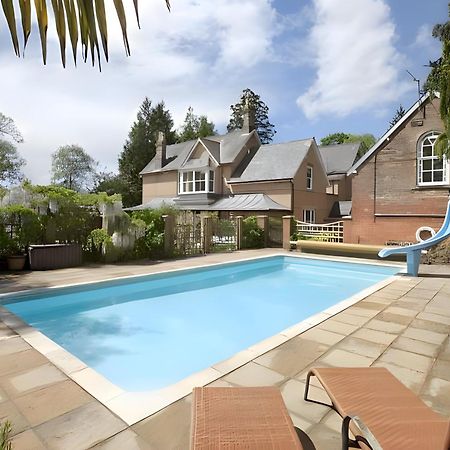 Garth Lodge With Tennis Court And Pool Wimborne Minster Esterno foto