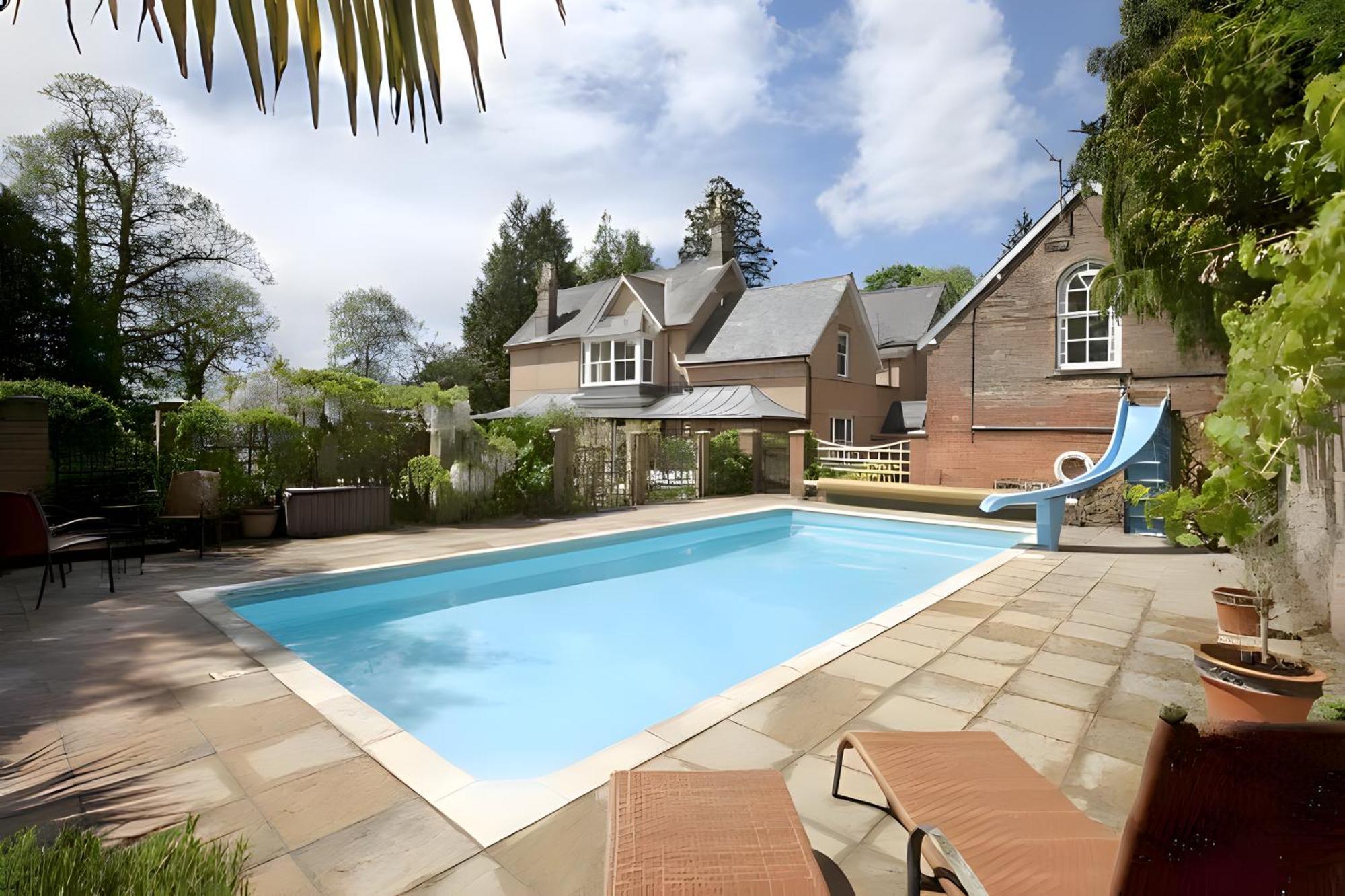 Garth Lodge With Tennis Court And Pool Wimborne Minster Esterno foto