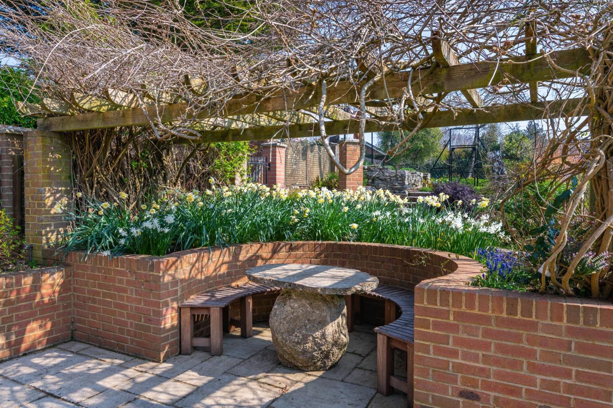 Garth Lodge With Tennis Court And Pool Wimborne Minster Esterno foto