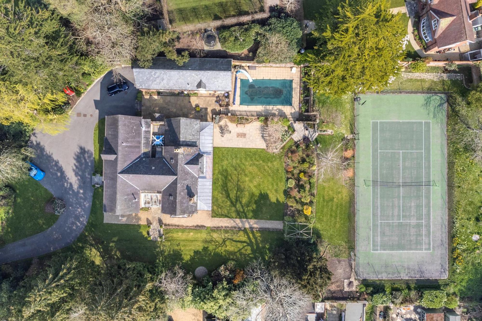 Garth Lodge With Tennis Court And Pool Wimborne Minster Esterno foto